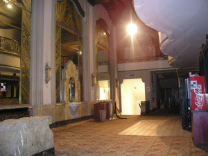 Foyer 2003